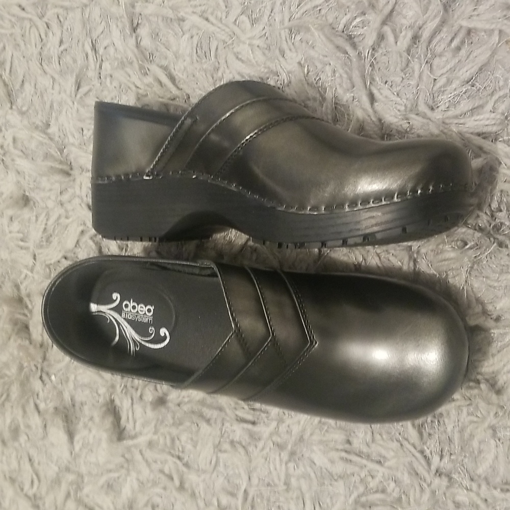 Abe Biomechanical Women Footwear🙍‍♀️